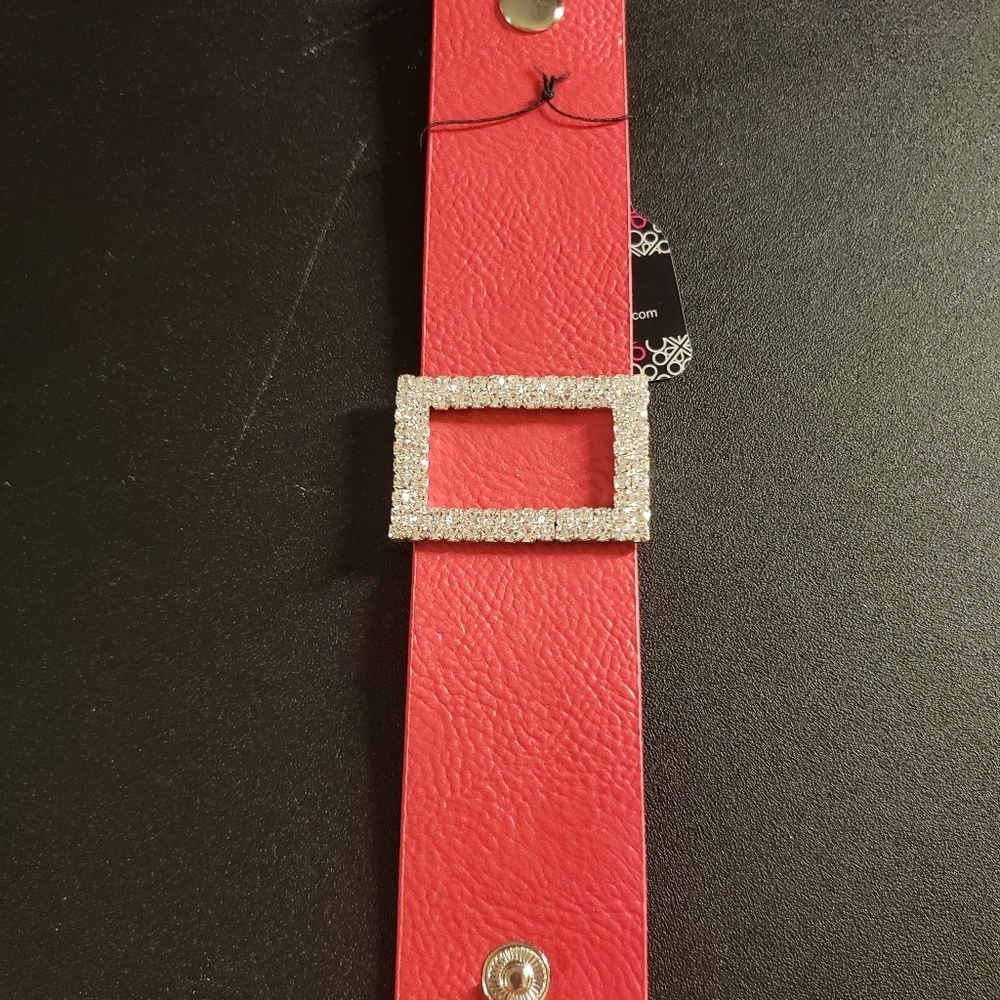 Paparazzi wrap bracelet with snap closure